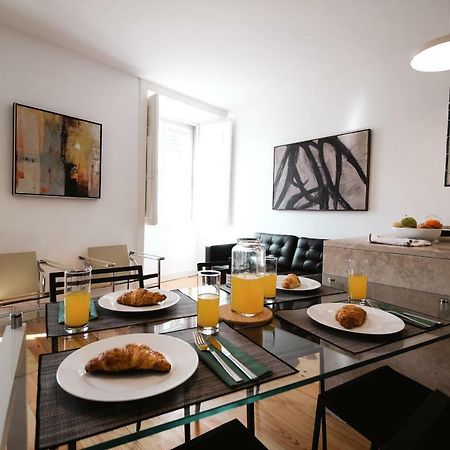 Joivy Elegant 2Br Apt Nearby Tram 28E Stop - Portas Sol Lisbon Exterior photo