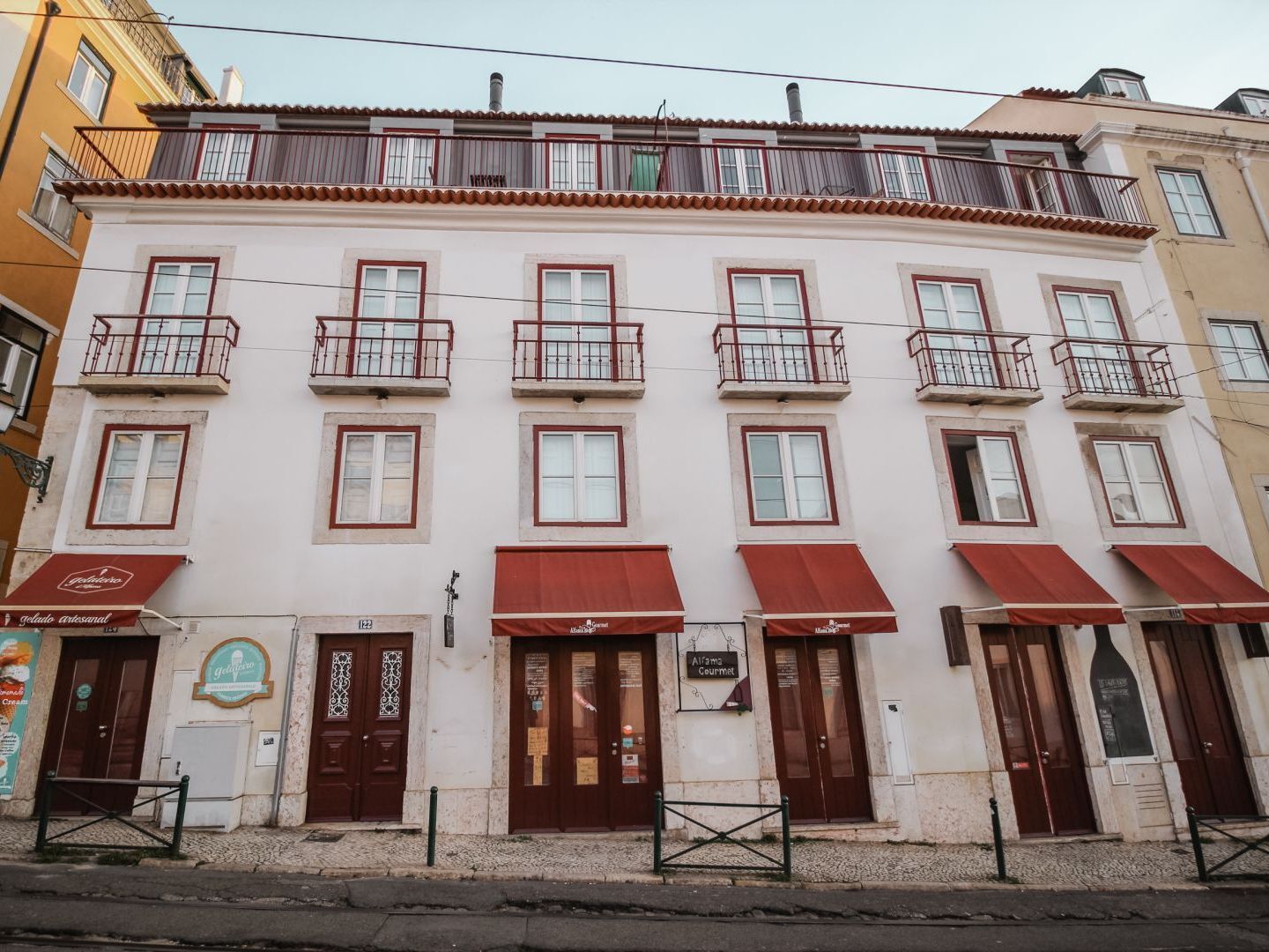 Joivy Elegant 2Br Apt Nearby Tram 28E Stop - Portas Sol Lisbon Exterior photo